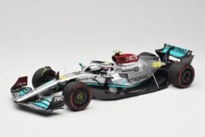 Mercedes AMG W13 E Performance Petronas #44 L. Hamilton Brazilian GP 2022 Minichamps 1:18 110222144 Pryskyřice