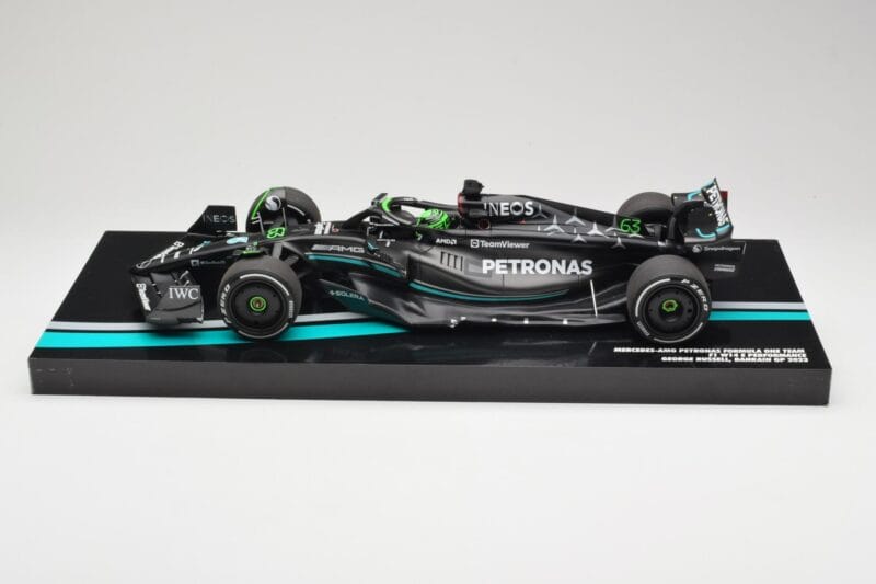 Mercedes AMG W14 E Performance Petronas #63 G. Russell Bahrain GP 2023 Minichamps 1:18 113230163 Pryskyřice