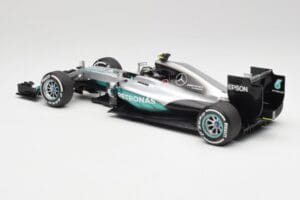 Mercedes AMG W07 #6 N. Rosberg Australia GP Winner 2016 Minichamps 1:18 110160006 Kov – obrázek 5 z 7