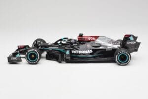 Mercedes AMG W12 #44 L. Hamilton Bahrain GP 2021 Minichamps 1:18 110210144 Kov – obrázek 3 z 7