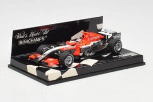 MF1 M16 Toyota #18 T. Monteiro F1 2006 Minichamps 1:43 400060018 Kov – obrázek 2 z 5