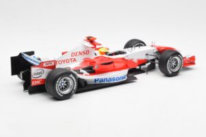 Panasonic Toyota Racing TF106 #8 R. Schumacher F1 2006 Minichamps 1:18 100060007 Kov – obrázek 2 z 6