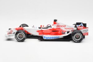 Toyota TF106 Panasonic Toyota Racing J. Trulli F1 Presentation 2006 Minichamps 1:18 AM59554H Kov – obrázek 3 z 6