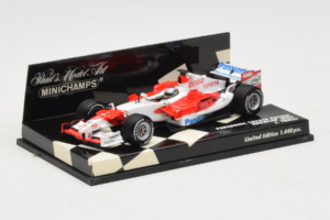Toyota TF106 Panasonic #12 J. Trulli Panasonic Toyota Racing Showcar 2006 Minichamps 1:43 400060078 Kov – obrázek 2 z 5