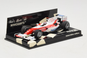 Toyota TF109 #9 J. Trulli Panasonic Toyota Racing Showcar F1 2009 Minichamps 1:43 400090079 Kov – obrázek 2 z 5