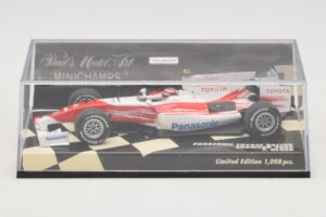 Toyota TF109 #10 T. Glock Panasonic Toyota Racing Showcar F1 2009 Minichamps 1:43 400090080 Kov – obrázek 4 z 5