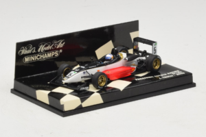 Toyota TF106 #12 J. Trulli Panasonic Toyota Racing F1 2006 Minichamps 1:43 400060008 Kov – obrázek 2 z 5