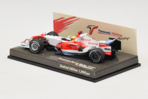 Toyota TF107 #11 R. Schumacher Panasonic Toyota Racing F1 2007 Minichamps 1:43 AM601286 Kov – obrázek 3 z 5