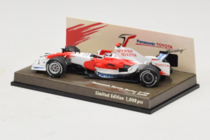 Toyota TF108 Panasonic #12 J. Trulli F1 2008 Minichamps 1:43 AM611513 Kov – obrázek 3 z 5