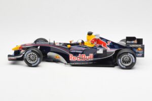 Red Bull Racing Cosworth RB1 #15 C. Klien F1 2005 Minichamps 1:18 100050015 Kov – obrázek 3 z 6