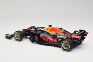 Red Bull Racing Honda RB16B #33 M. Verstappen Mexican GP Winner 2021 Minichamps 1:18 110211933 Pryskyřice – obrázek 5 z 6