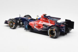 Red Bull Racing RB6 #6 M. Webber F1 Showcar 2010 Minichamps 1:18 150100076 Kov – obrázek 5 z 6