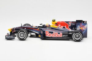 Red Bull RB6 #7 M. Webber Red Bull Racing Showcar 2010 Minichamps 1:18 150100076-R1 Kov – obrázek 3 z 6