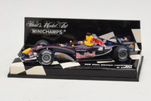 Red Bull Racing RB1 V. Liuzzi Test Driver F1 2005 Minichamps 1:43 400050115 Kov