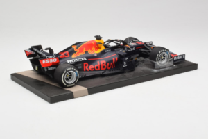 Red Bull Racing RB16B #33 M. Verstappen Monaco GP Winner 2021 Minichamps 1:18 113210533-R1 Pryskyřice – obrázek 3 z 6