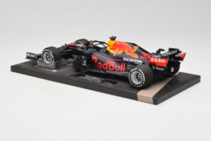 Red Bull Racing RB16B #33 M. Verstappen Monaco GP Winner 2021 Minichamps 1:18 113210533-R1 Pryskyřice – obrázek 5 z 6