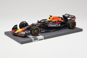 Oracle Red Bull Racing RB18 #33 M. Verstappen Mexican GP 2022 Minichamps 1:18 113222001 Pryskyřice – obrázek 2 z 7