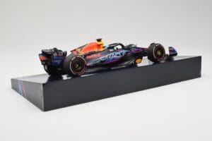 Oracle Red Bull Racing RB19 #33 M. Verstappen Miami GP 2023 Case Edition Minichamps 1:18 113233501 Pryskyřice – obrázek 3 z 7