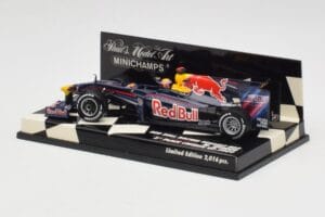 Red Bull Racing Renault RB5 #14 M. Webber Race Car 2009 Minichamps 1:43 400090114 Kov – obrázek 3 z 5