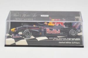 Red Bull Racing Renault RB5 #14 M. Webber Race Car 2009 Minichamps 1:43 400090114 Kov – obrázek 5 z 5