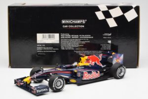 Red Bull Racing Renault RB5 #5 S. Vettel Showcar 2010 Minichamps 1:18 153100175 Kov – obrázek 6 z 6