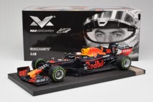 Red Bull RB15 #33 M. Verstappen German GP Winner Wet 2019 Minichamps 1:18 113191133 Kov – obrázek 6 z 7