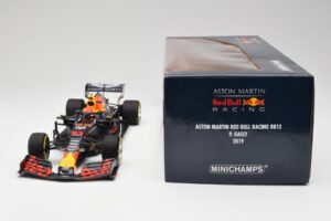 Red Bull RB15 #10 P. Gasly F1 2019 Minichamps 1:18 110190010 Kov – obrázek 7 z 7