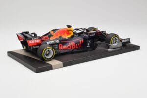 Red Bull RB16B #33 M. Verstappen France GP Winner 2021 Minichamps 1:18 113210833 Kov – obrázek 3 z 7