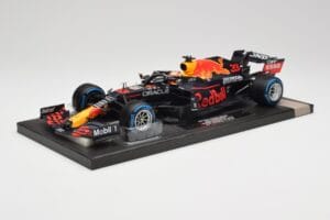 Red Bull RB16B #33 M. Verstappen Belgian GP 2021 Winner Minichamps 1:18 113211333 Pryskyřice – obrázek 2 z 7