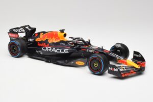 Red Bull RB18 #1 M. Verstappen Monaco GP 3rd Wet 2022 Minichamps 1:18 110220701 Kov – obrázek 4 z 7
