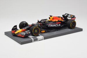 Red Bull RB18 Oracle #1 M. Verstappen Abu Dhabi GP 2022 Winner Minichamps 1:18 113222201 Pryskyřice – obrázek 2 z 7