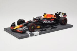 Red Bull RB18 Oracle #1 M. Verstappen Dutch GP 2022 Winner Minichamps 1:18 113221501 Pryskyřice – obrázek 2 z 7