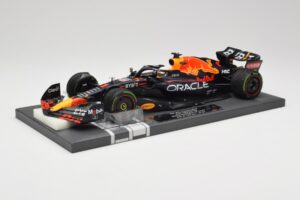 Red Bull RB18 #1 M. Verstappen Emilia Romagna GP 2022 Winner Minichamps 1:18 113220401 Pryskyřice – obrázek 2 z 7