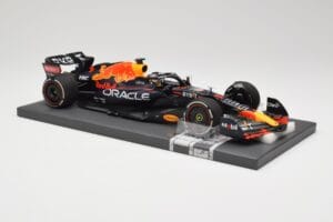 Red Bull RB18 #1 M. Verstappen Miami GP 2022 Winner Minichamps 1:18 113220301 Pryskyřice – obrázek 4 z 7