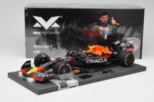 Red Bull RB18 #1 M. Verstappen Miami GP 2022 Winner Minichamps 1:18 113220301 Pryskyřice – obrázek 7 z 7