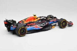 Red Bull RB19 #1 M. Verstappen Austin GP Winner 2023 Minichamps 1:18 110231901 Kov – obrázek 2 z 6