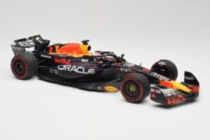 Red Bull RB19 #1 M. Verstappen Qatar Sprint Race 2nd WC 2023 Minichamps 1:18 110231801 Kov – obrázek 4 z 6