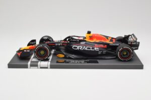 Red Bull RB19 Oracle #1 M. Verstappen Bahrain GP 2023 Winner Minichamps 1:18 113230201 Pryskyřice