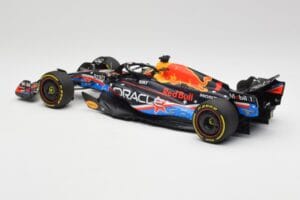 Red Bull RB19 #11 S. Perez Austin GP 2023 Minichamps 1:18 110231911 Kov – obrázek 5 z 6