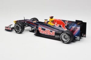 Red Bull RB3 #2 M. Webber F1 2007 Minichamps 1:18 110110272 Kov – obrázek 5 z 6