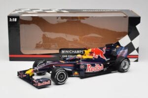 Red Bull RB3 #2 M. Webber F1 2007 Minichamps 1:18 110110272 Kov – obrázek 6 z 6