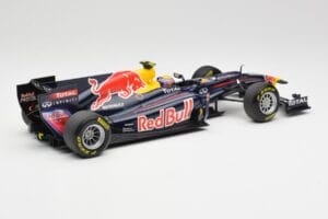 Red Bull RB5 #14 M. Webber Chinese GP 2nd 2009 Minichamps 1:18 150090114 Kov – obrázek 2 z 6