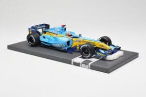 Renault F1 Team R25 #5 F. Alonso 3rd Place Brazil GP 2005 World Champion Minichamps 1:18 117051705 Kov – obrázek 4 z 7