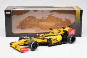 Renault R30 R. Kubica / V. Petrov F1 Showcar 2010 Minichamps 1:18 7711428831 Kov – obrázek 6 z 6