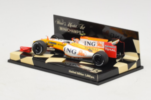 Renault R29 #8 N. Piquet Jr. Showcar F1 2009 Minichamps 1:43 400090078 Kov – obrázek 3 z 5
