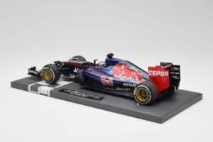 Scuderia Toro Rosso STR10 Renault #33 M. Verstappen Australian GP 2015 Minichamps 1:18 117150033 Pryskyřice – obrázek 5 z 7