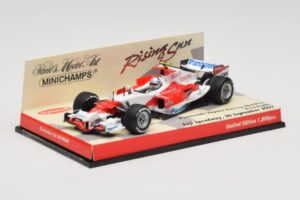 Toyota TF107 #12 J. Trulli Showcar 2007 Minichamps 1:43 403070082 Kov – obrázek 2 z 5