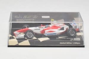 Toyota TF104 Panasonic Racing #0 R. Zonta 3rd Driver 2004 Minichamps 1:43 400040038 Kov – obrázek 5 z 5