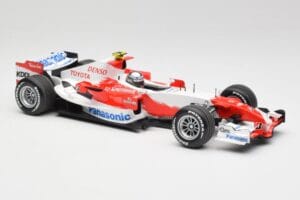 Toyota TF107 #12 J. Trulli F1 Launch Livery 2007 Minichamps 1:18 AM601321 Kov – obrázek 4 z 6