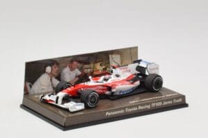 Toyota TF109 Panasonic Toyota Racing #9 J. Trulli F1 2009 Minichamps 1:43 AM62130 Kov – obrázek 2 z 5